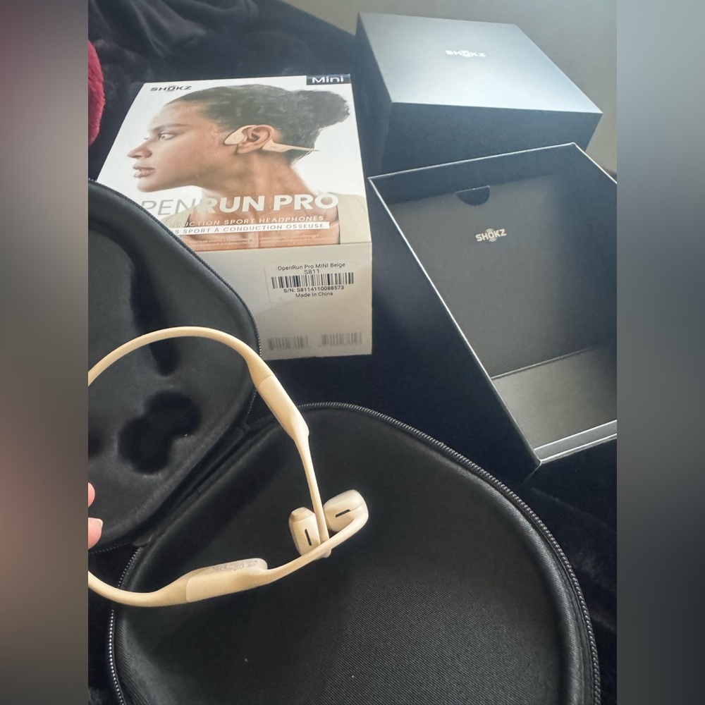 Openrun pro mini -Shokz Bone Conduction Headphones in Cream